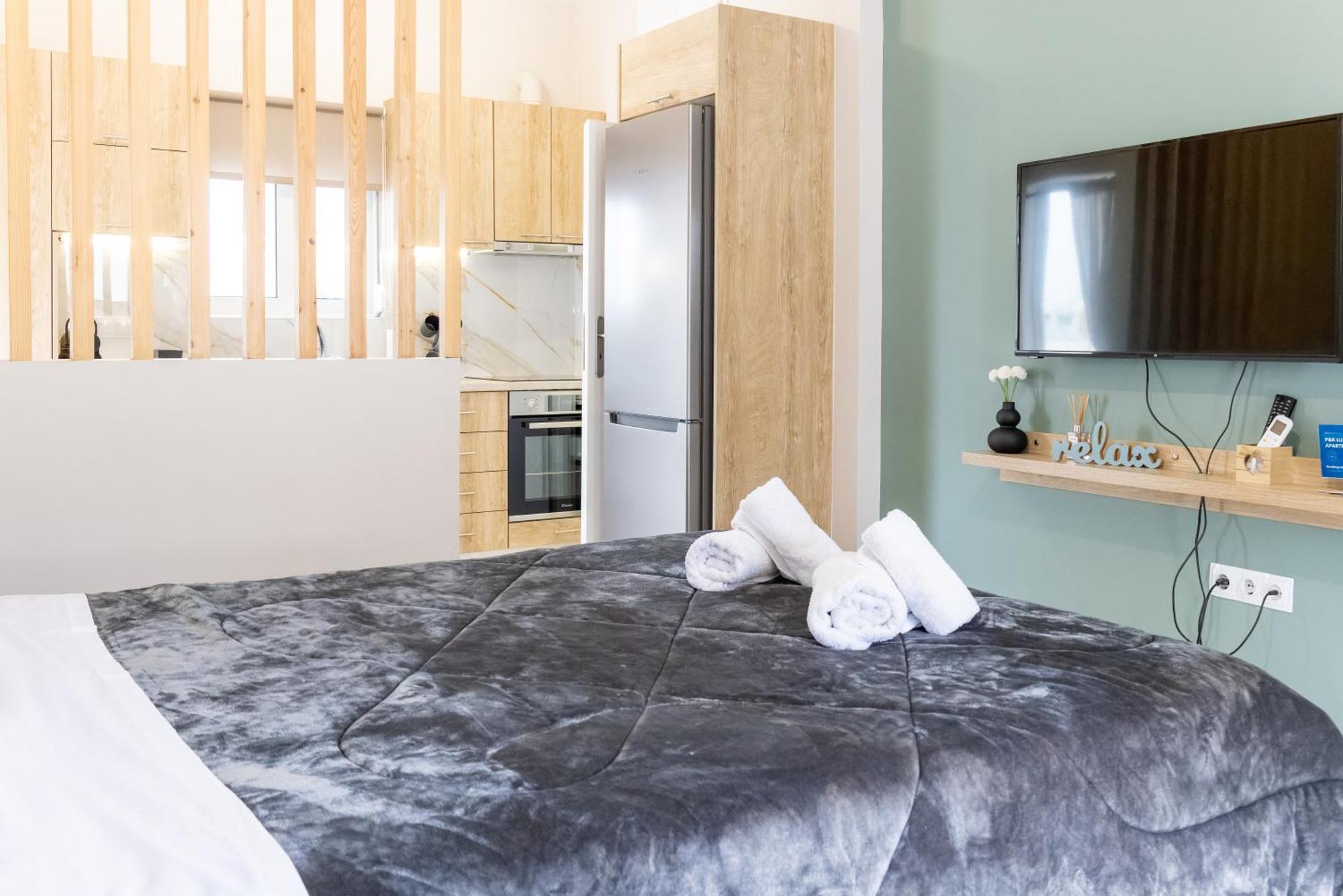 P&K Luxury Apartments 3 กาลามาตา ภายนอก รูปภาพ